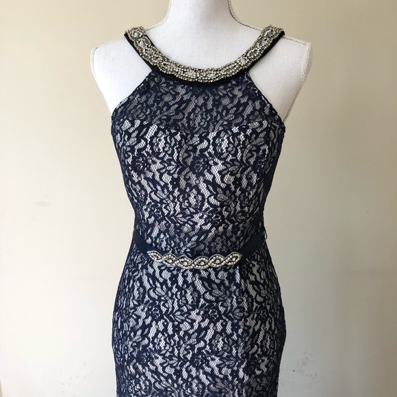 🎈Blue White Lace Jeweled Halter Dress w/ Belt - Picture 5 of 8